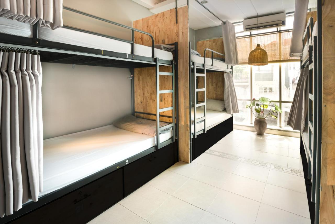 The Art - Vitamin Smiles Hostel 胡志明市 外观 照片