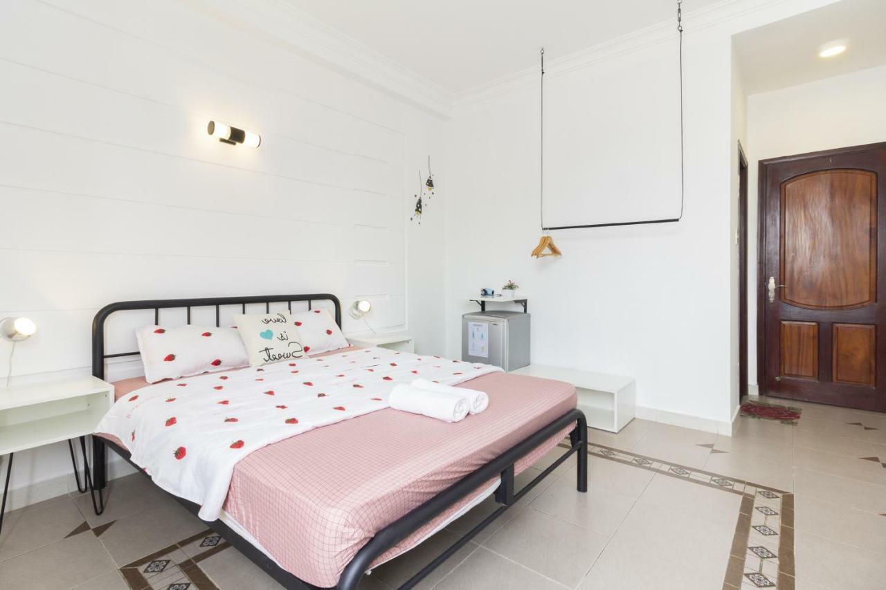 The Art - Vitamin Smiles Hostel 胡志明市 外观 照片