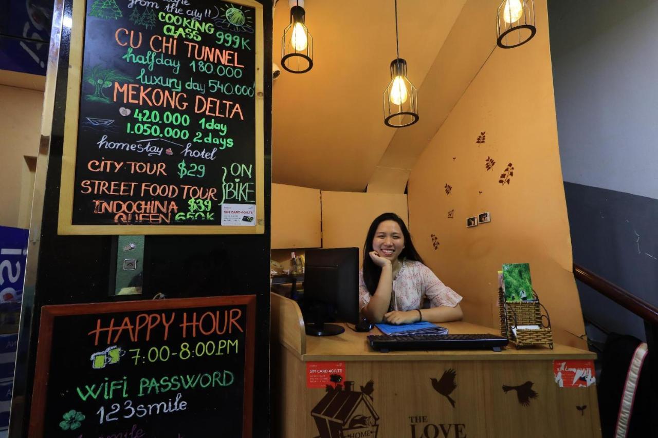 The Art - Vitamin Smiles Hostel 胡志明市 外观 照片