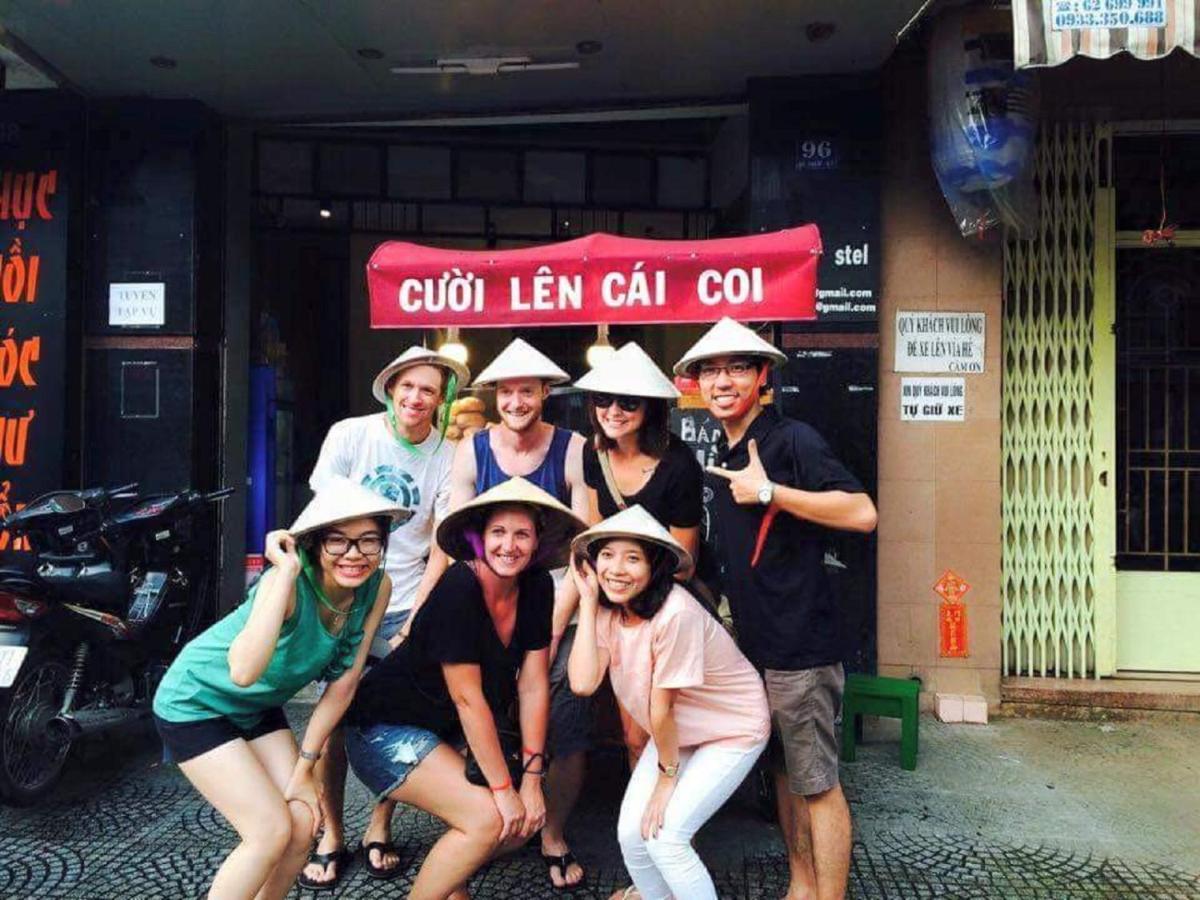 The Art - Vitamin Smiles Hostel 胡志明市 外观 照片