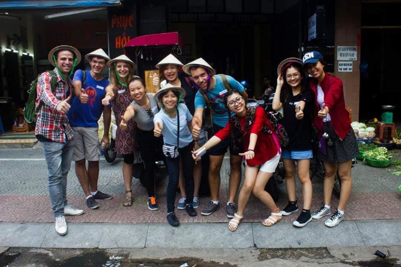 The Art - Vitamin Smiles Hostel 胡志明市 外观 照片