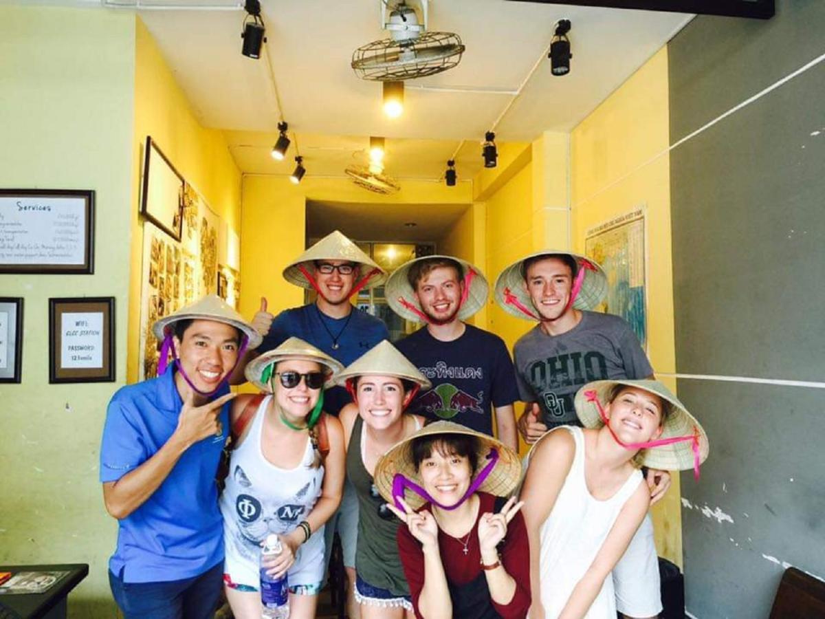 The Art - Vitamin Smiles Hostel 胡志明市 外观 照片
